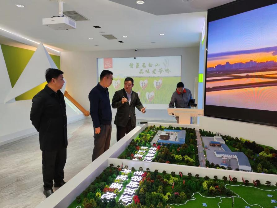 市科协领导深入基层走访调研开展宣讲